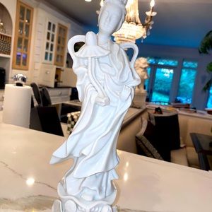 Japanese Porcelain Geisha Statue White Porcelain Vintage EUC